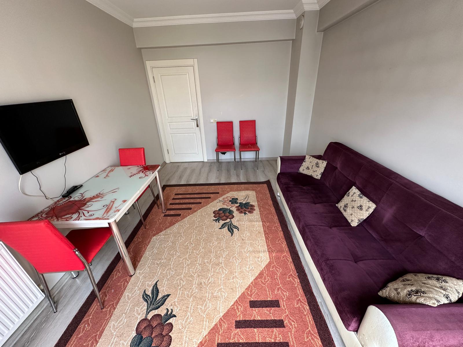 ERENLER'DE MERKEZİ KONUMDA 2+0 FIRSAT DAİRE