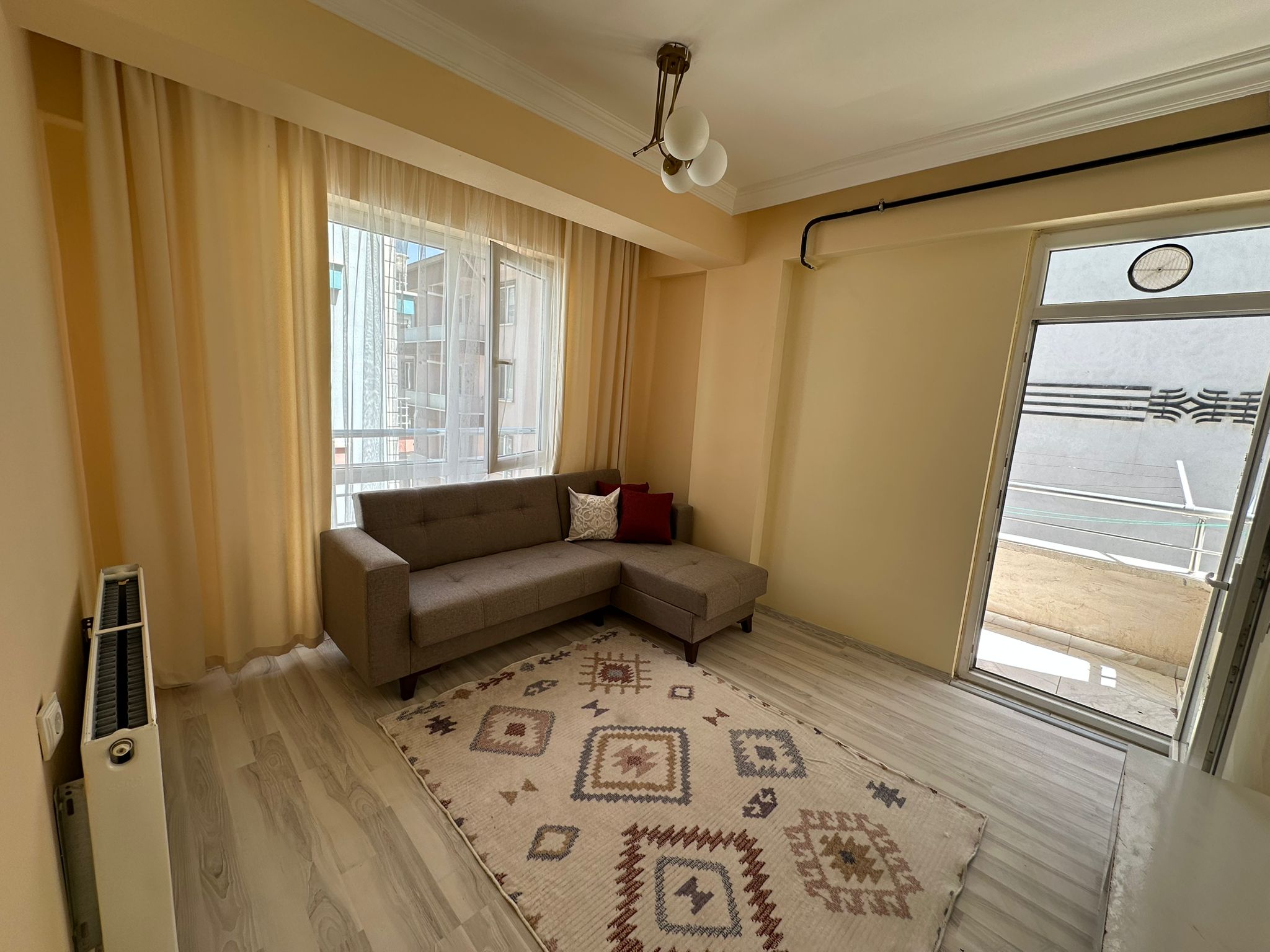 ERENLER'DE VETERİNERLİK KARŞISINDA 2+0 FIRSAT DAİRE