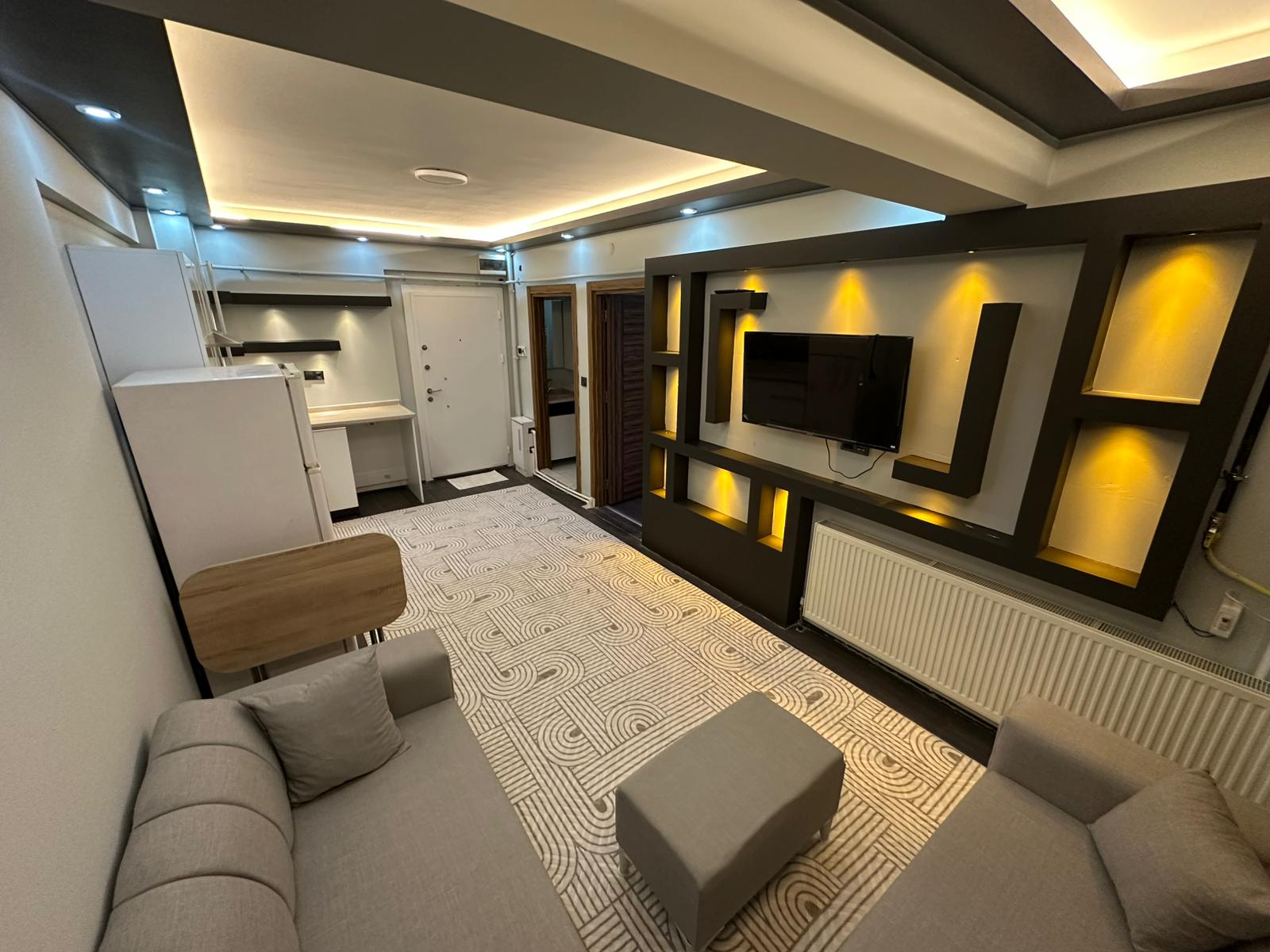 ERENLER'DE 1+1 LÜKS KİRALIK DAİRE