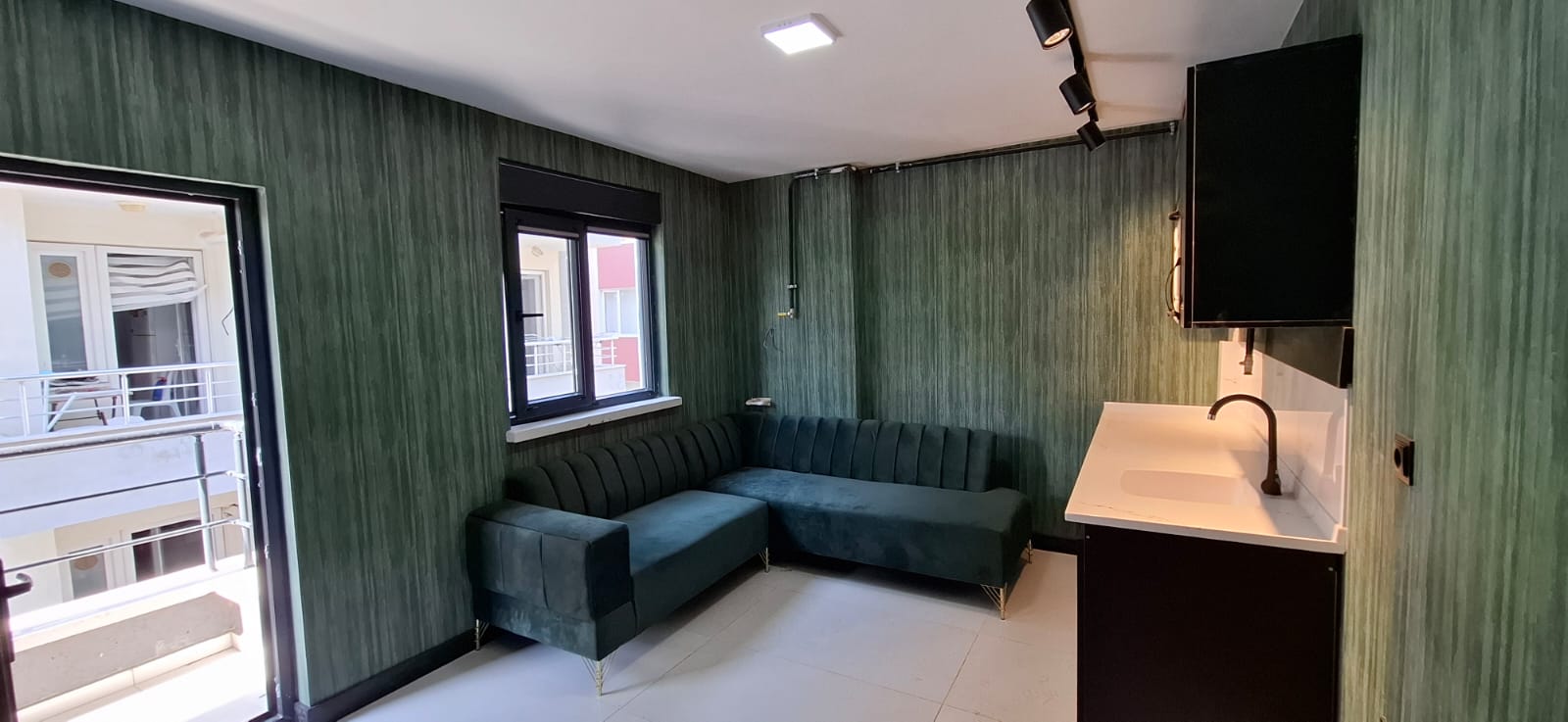 ERENLER'DE ARA KAT BALKONLU SIFIR DAİRE