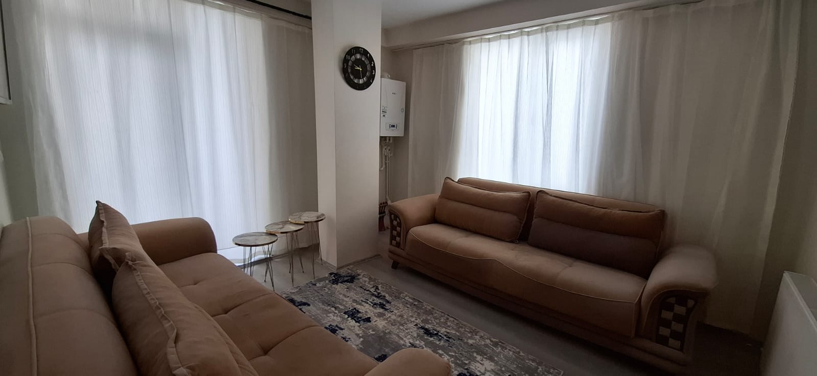 KAMPÜS EMLAK'TAN MERKEZİ KONUMDA 2+0 FIRSAT DAİRE