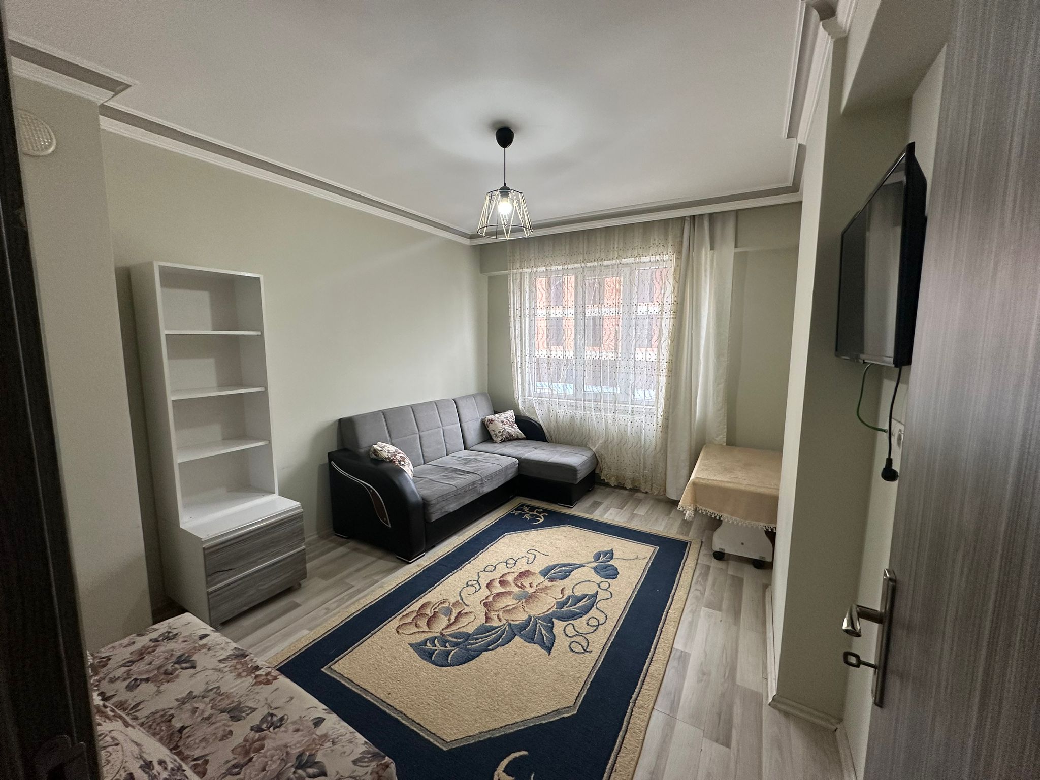 ERENLER'DE 2+0 MERKEZİ KONUMDA FIRSAT KİRALIK DAİRE